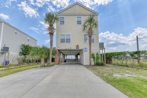 Whalecome Inn