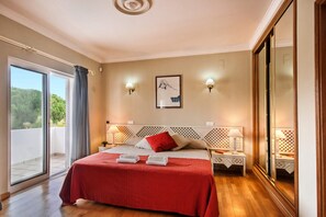 Villa Rosa image