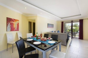 Villa Bolina image