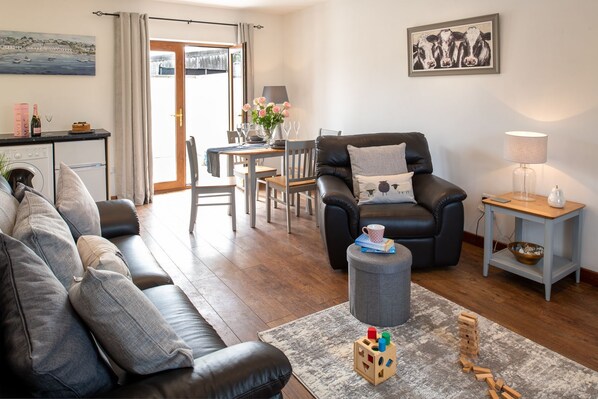 Y Bwthyn Living Room