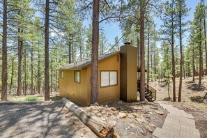 Cabin Exterior | 6 Stairs Required to Access