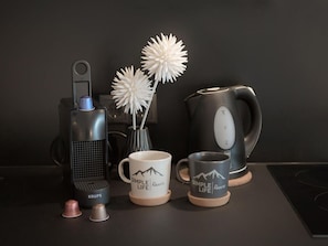 Kaffee und/oder Kaffeemaschine