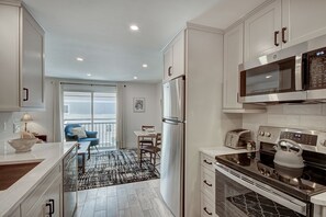 Brand New Full Kitchen