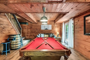 Spielezimmer
