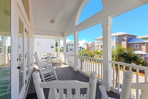 Suncatcher Balcony