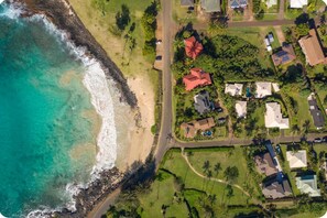 Brennecke's Beach- Great for boogie boarding