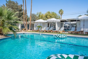Palm Springs paradise.