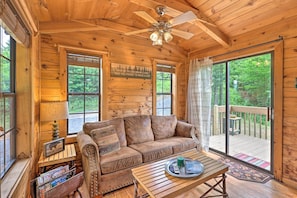 Living Area | Pet Friendly w/ Fee