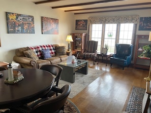 Enjoy the formal living room decorated for your comfort!