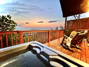 Soak in that beautiful sky from the tub
