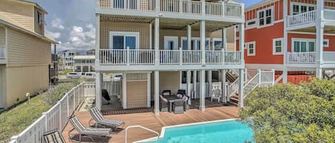 Holden Beach Vacation Rental | 6BR | 6BA | 2,648 Sq Ft | Elevator