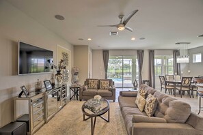 Living Room | Central Air Conditioning