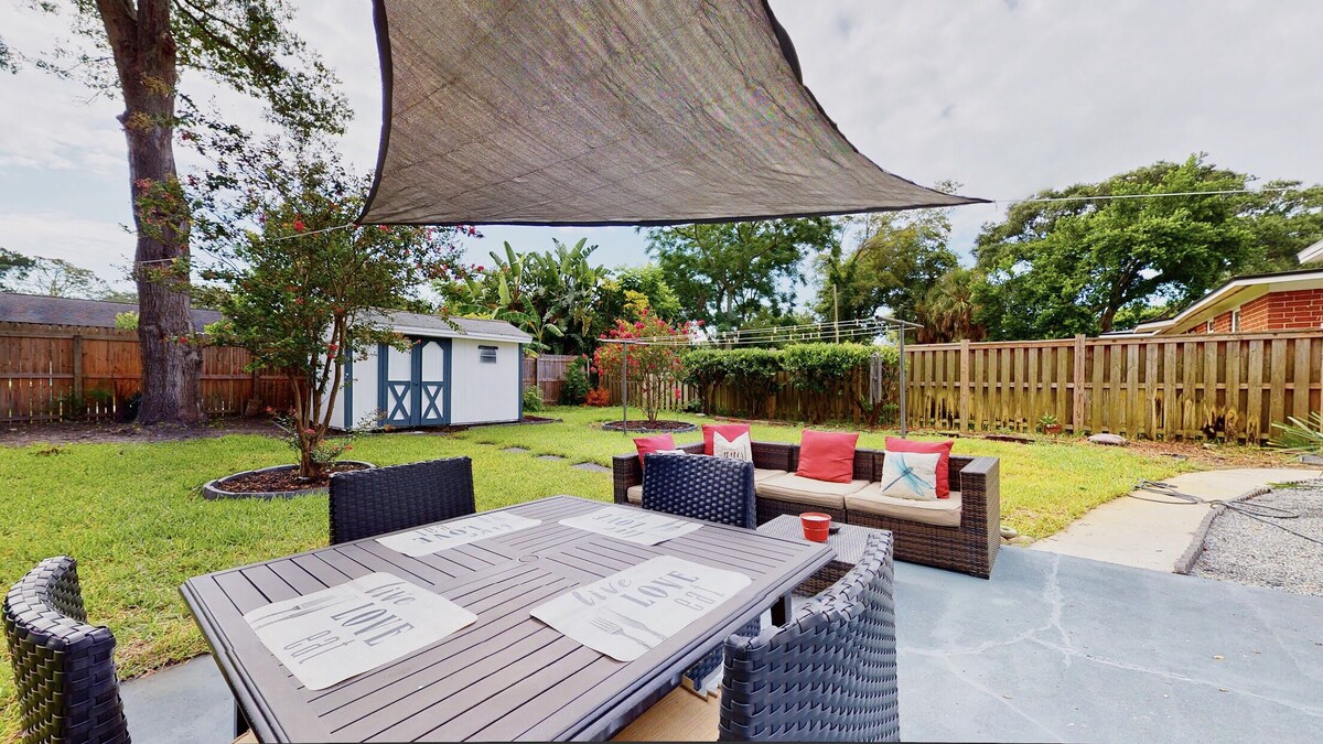Home Sweet Home  <br>Beautiful Newly Remodeled Family Beach Home