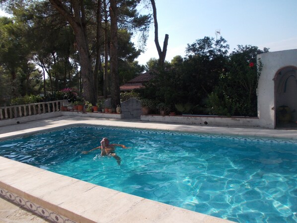 Privatpool 50 m³ (8m x 4m)