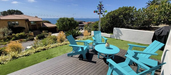 Private front patio with ocean view!