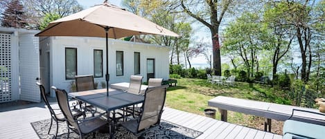 Enjoy coffee overlooking Lake Michigan on the expansive private backyard. 