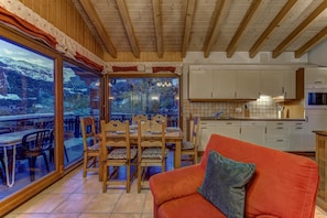 Chalet Petite Arvine - Jacuzzi - Views - 5