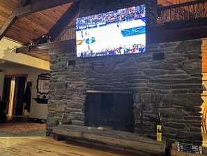 70” tv cable and internet