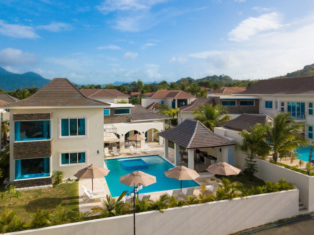 Picture of villa