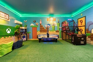 [amenities:games-room:2] Games Room