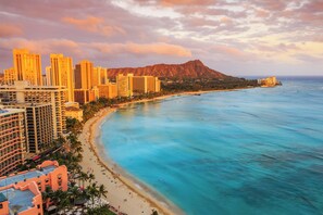 Beautiful sunset in Waikiki
