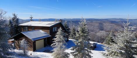 Whole Cabin with Privacy and Views