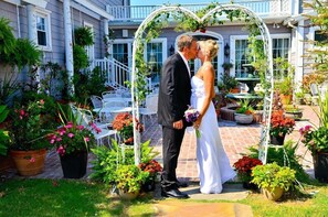 The Most Romantic Place to Get Married in all of Chincoteague