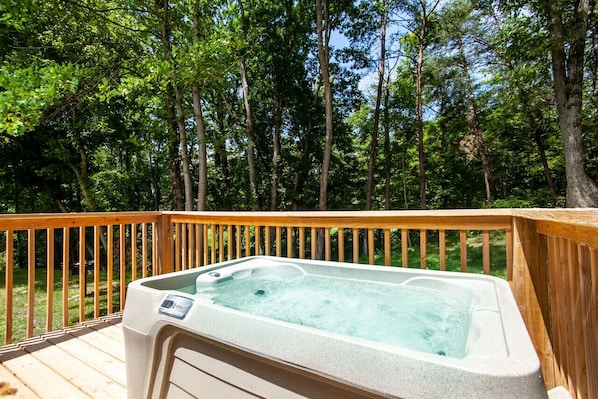 Bain à remous extérieur