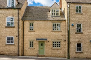 Norton Cottage - StayCotswold