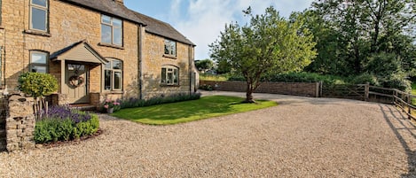 2 Orchard Cottages - StayCotswold