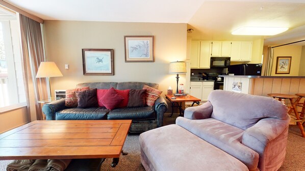 Couch, Furniture, Living Room, Room, Indoors