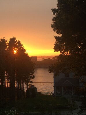 zoom in of sunset from deck.