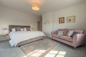 Manor House,  Beeford: Master bedroom with super-king bed