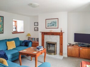 Living room | Needle Cottage, Cullen