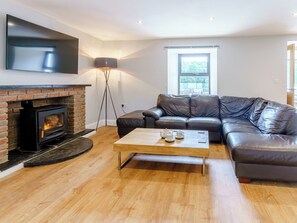 Living area | Cwmporthman Farm Cottage, Blaenporth