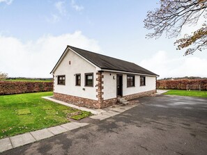 Exterior | Rowan Muir, Crosshouse, near Kilmarnock
