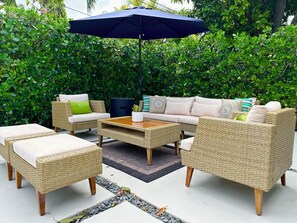 Lux sitting area with firepit