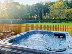 Hot tub | Tack Room - Garden House Cottages, Market Stainton, near Market Rasen