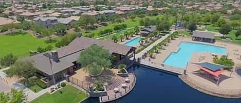 Community: 2 Pools, Pickleball, Tennis, BB, Gym, Walk/Bike Paths,BBQ, Splash Pad