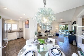 Open floor plan provides great entertaining and a cozy, relaxed vibe 