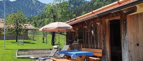 Bañera de hidromasaje al aire libre