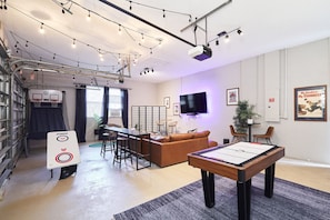 Spielezimmer