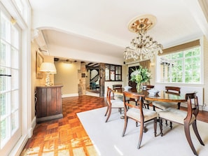 Dining room | Pinley Hill House, Hatton near Warwick