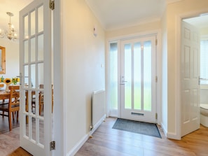 Entrance hallway | Seaglass House, Beadnell