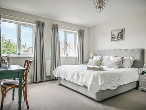Superking bedroom  | The Cherry Tree, Near Lincoln