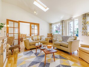 Living room | The Woodlands Farmhouse, Willington, Malpas