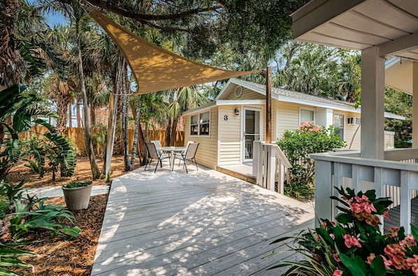 44-web-or-mls-Unit20320Front20Exterior