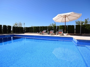 Pool bereich mit viel Privatsphäre