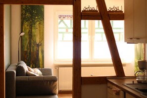 Blick ins Wohnzimmer
