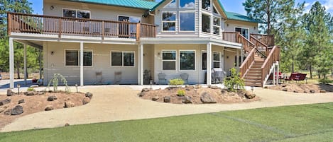 Bend Vacation Rental | 4BR | 3BA | 3,000 Sq Ft | Stairs Required to Access